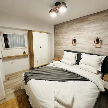 Apartament Patrick 구라후모룰루이 외부 사진