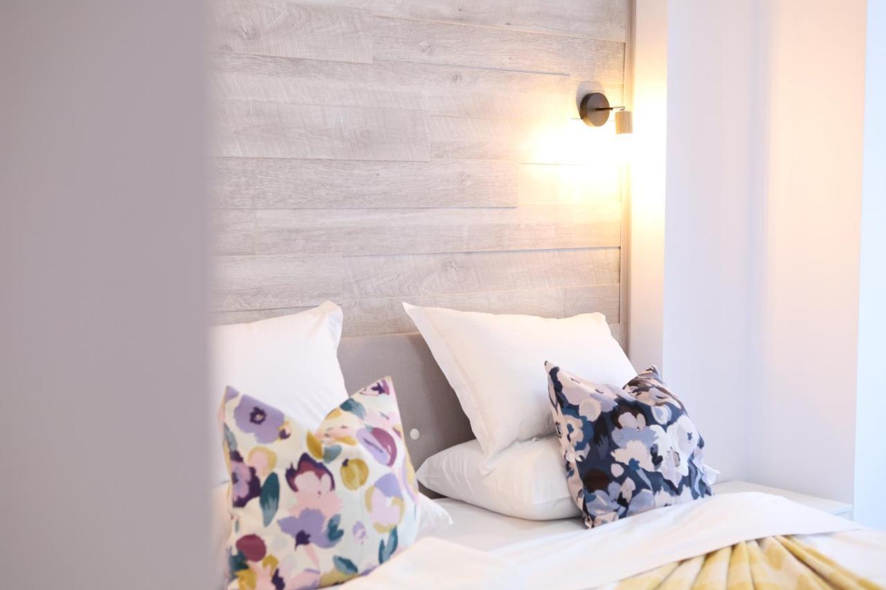 Apartament Patrick 구라후모룰루이 외부 사진