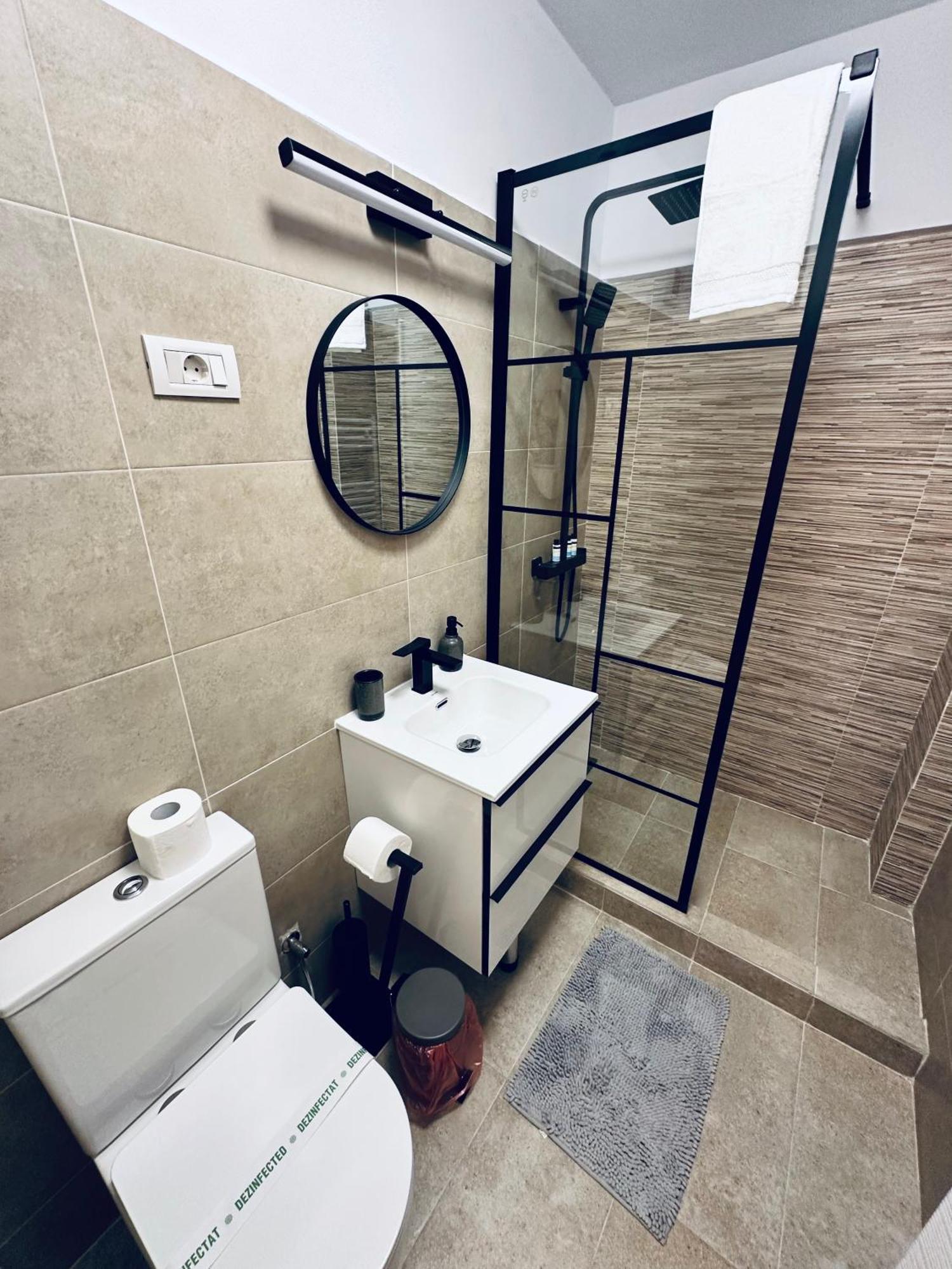 Apartament Patrick 구라후모룰루이 외부 사진